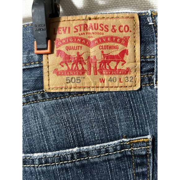 Levi's 505 Regular Fit Straight Leg Men's Jeans Red Tag Size 40X32 100% Cotton - Picture 7 of 10